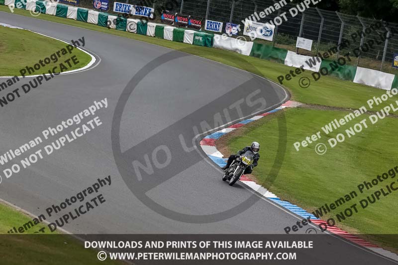 Vintage motorcycle club;eventdigitalimages;mallory park;mallory park trackday photographs;no limits trackdays;peter wileman photography;trackday digital images;trackday photos;vmcc festival 1000 bikes photographs